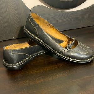 Born Mary Jane leather shoes